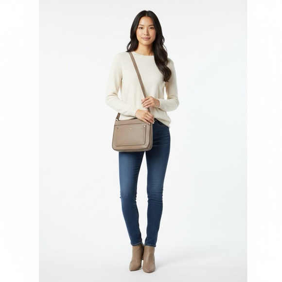 Roots Handbags - ROOTS Tan Leather‎ Shoulder Crossbody Bag Casual Everyday Bag Zipper Closure